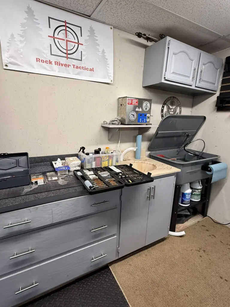 cleaning work station
